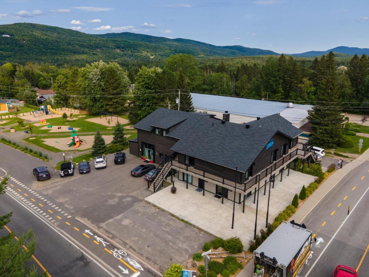 Hotel "Le Suisse" Сен-Дона-де-Монкальм Экстерьер фото